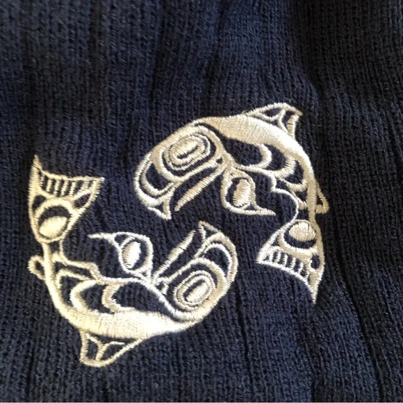 Native Northwest Embroidered torque featuring artwork by indigenous artists - Picture 3 of 6